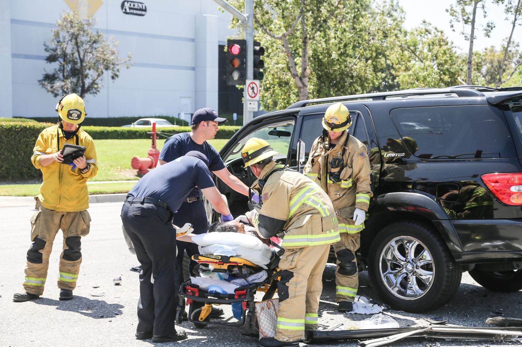 san bernardino ca search and rescue car accident july 2004